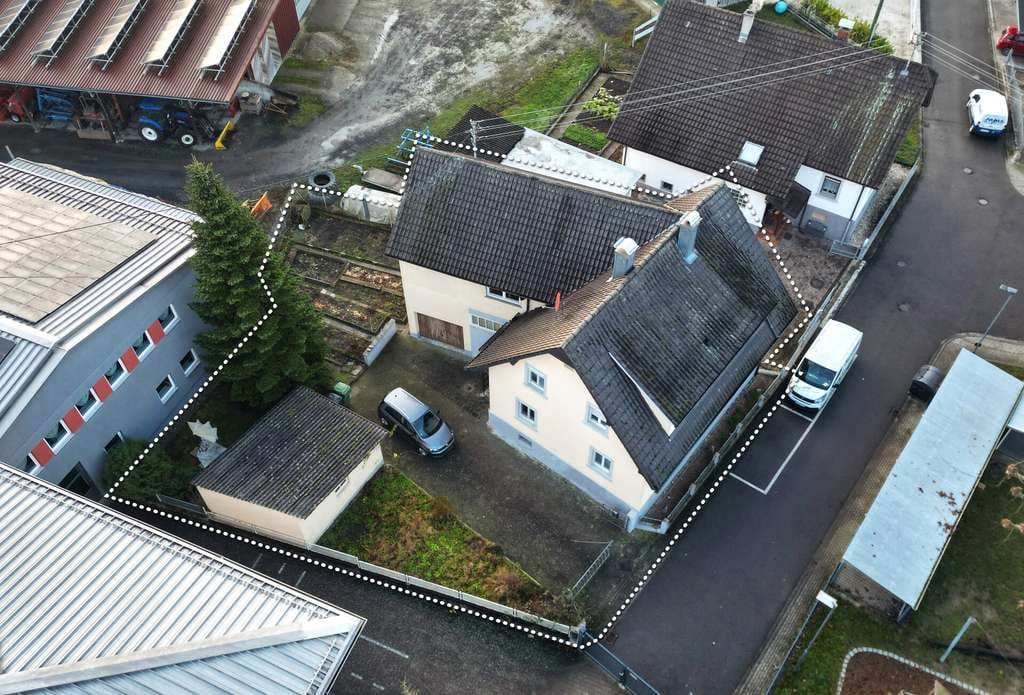 Immobilie in Neuried - Kapitalanlage mit ca. 8,8 % Rendite, vermietete Wohnimmobilie in gefestigter Lage von NEURIED - Bild 1