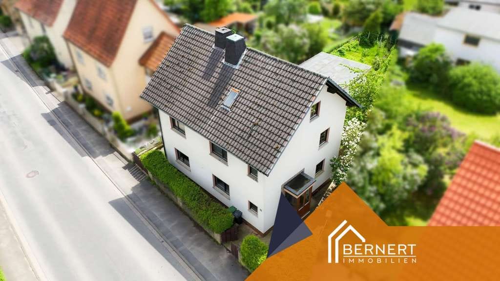 Immobilie in Michelau in Oberfranken - Perfektes Zuhause für Familien – viel Platz, Garten & Kachelofen - Bild 2