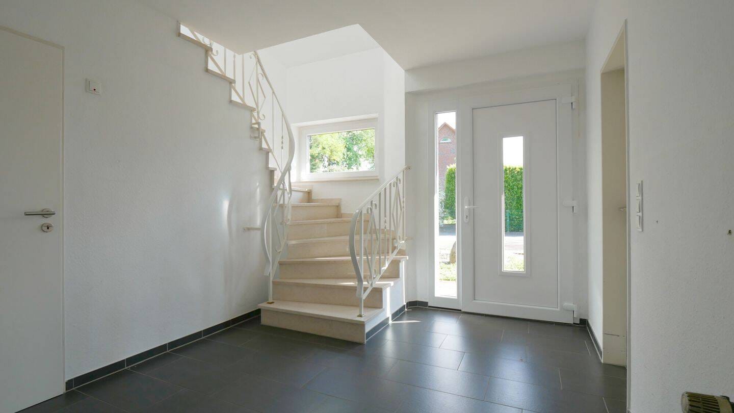 Immobilie in Cappeln (Oldenburg) - Solides Einfamilienhaus in Cappeln zum Verkauf - Bild 1