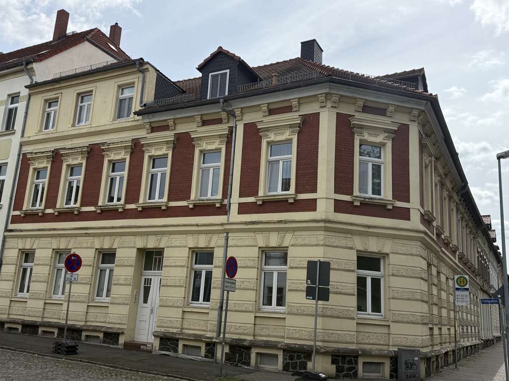 Immobilie in Wurzen - Charmante 3-Zimmer-Eigentumswohnung mit 81 m² in saniertem Gründerzeithaus in Wurzen - Bild 0
