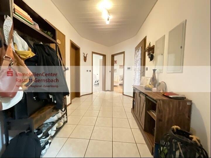 Immobilie in Rastatt - Vielseitiges Wohnerlebnis mit attraktiver Rendite: Zweifamilienhaus mit Einliegerwohnung! - Bild 1