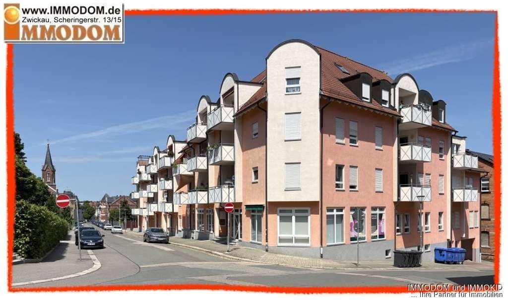 Immobilie in Wilkau-Haßlau - 4-Zimmer-Dachgeschoss-Maisonetten-Wohnung mit großer Dachterrasse sowie Markise und Einbauküche zu v - Bild 2