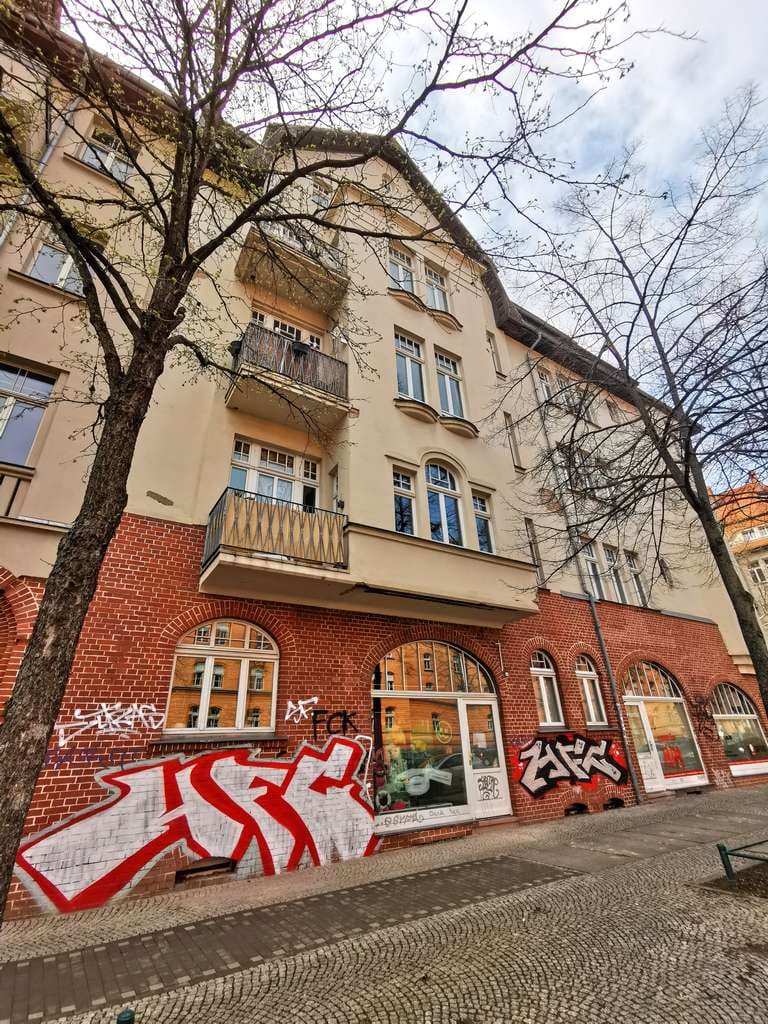 Immobilie in Halle (Saale) - schöne 4-Raumwohnung mit Balkon - Bild 0