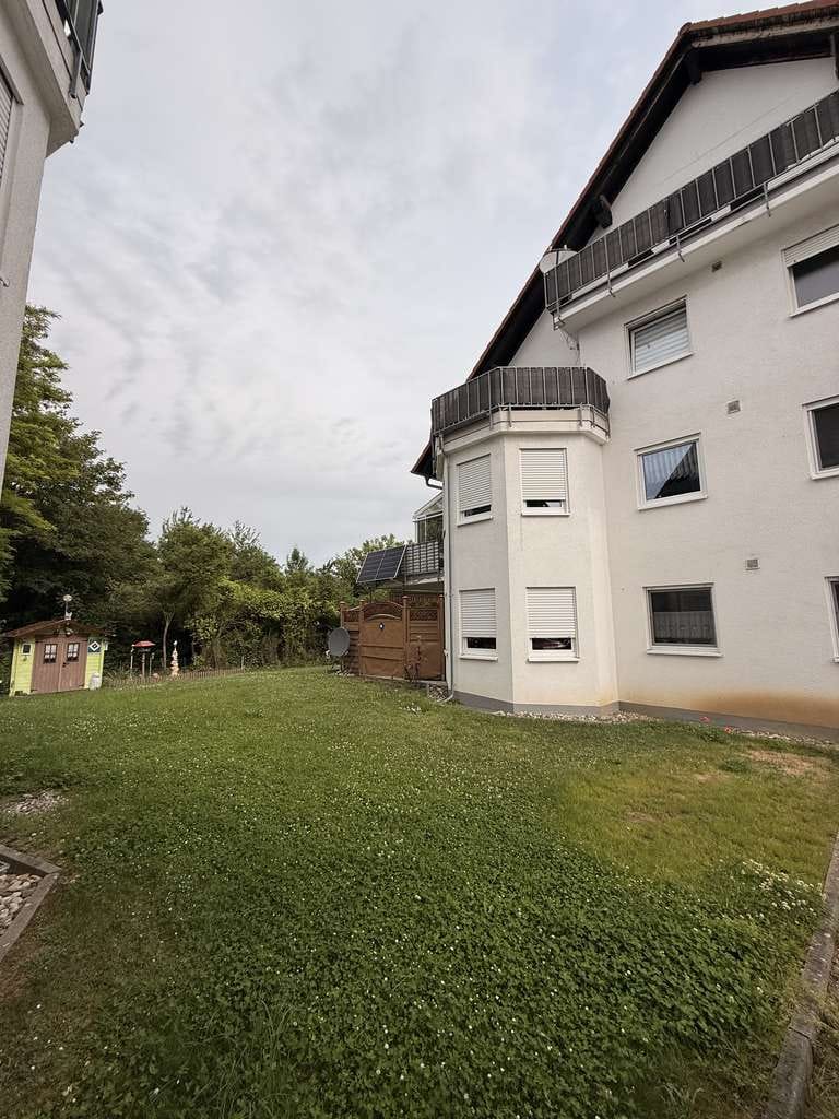 Immobilie in Wörrstadt - Helle 4-Zimmer-Maisonettewohnung mit 2 Balkonen, Weitblick und 2 Stellplätzen - Bild 2