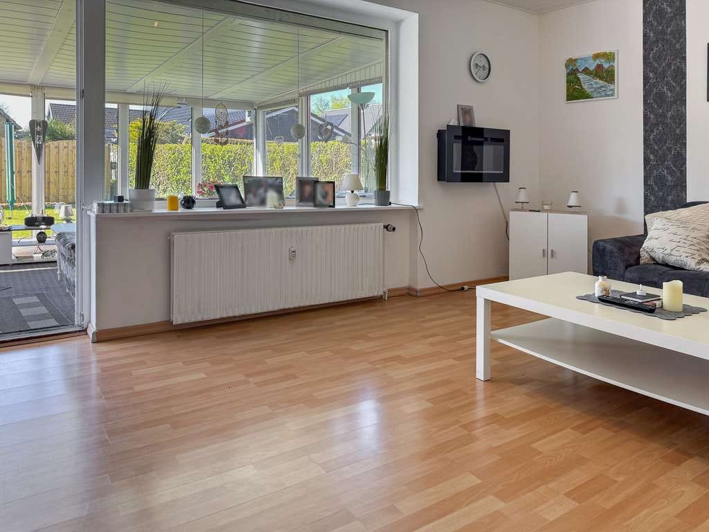 Immobilie in Schuby - Attraktives Einfamilienhaus mit Einliegerwohnung - Bild 3