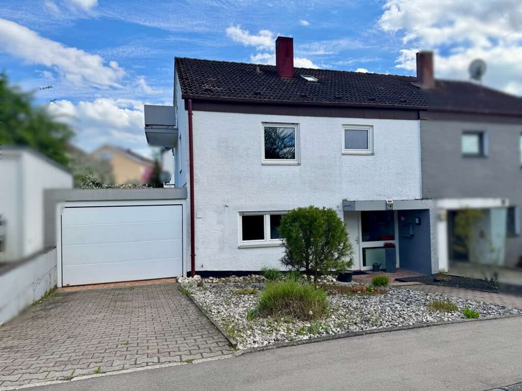 Immobilie in Aichtal - Freiwerdende Doppelhaushälfte für Ihr Familienglück! - Bild 0