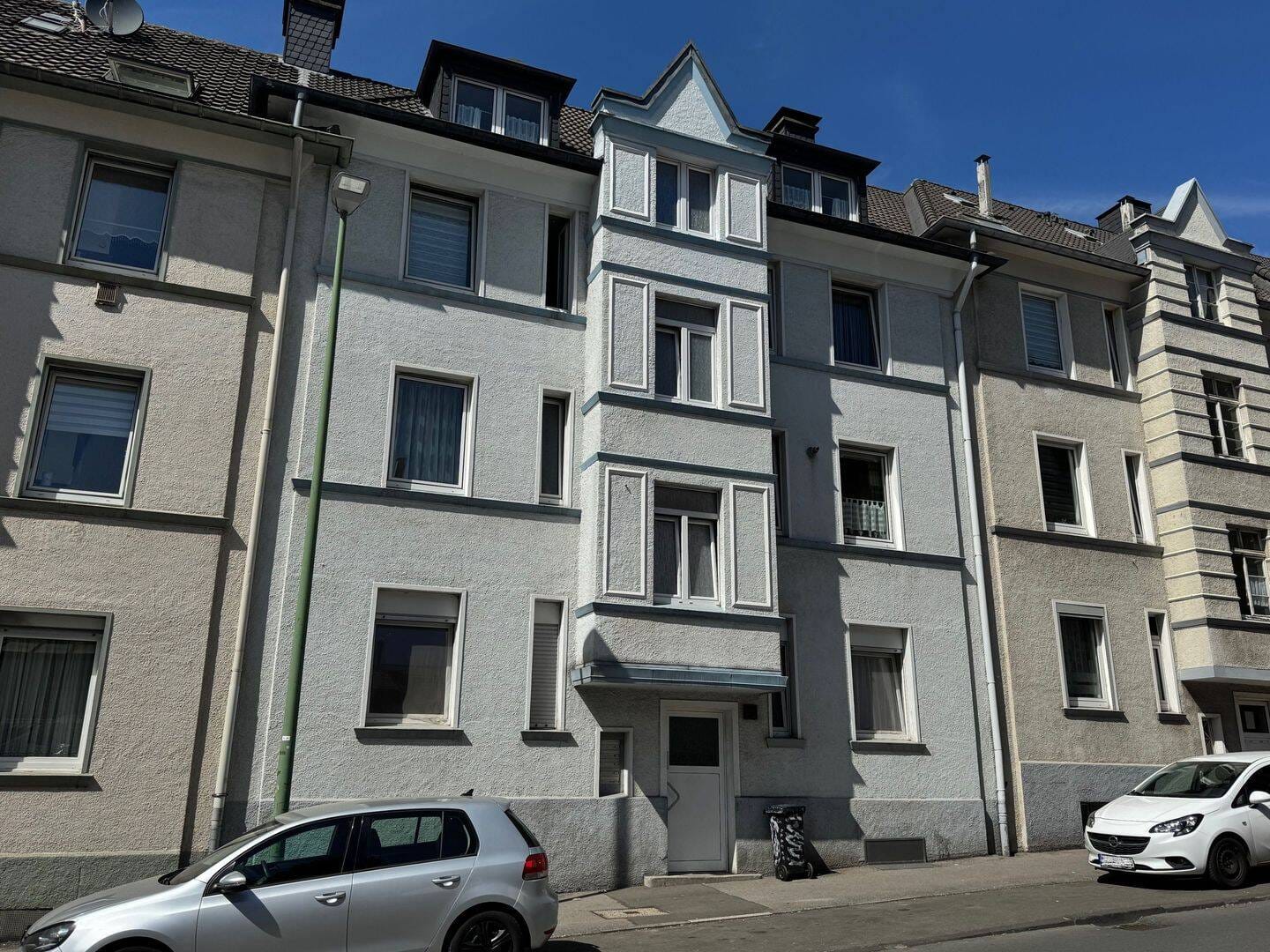 Immobilie in Lüdenscheid - Gepflegtes Fünf-Familienhaus in zentraler Lage Lüdenscheids  - Bild 0