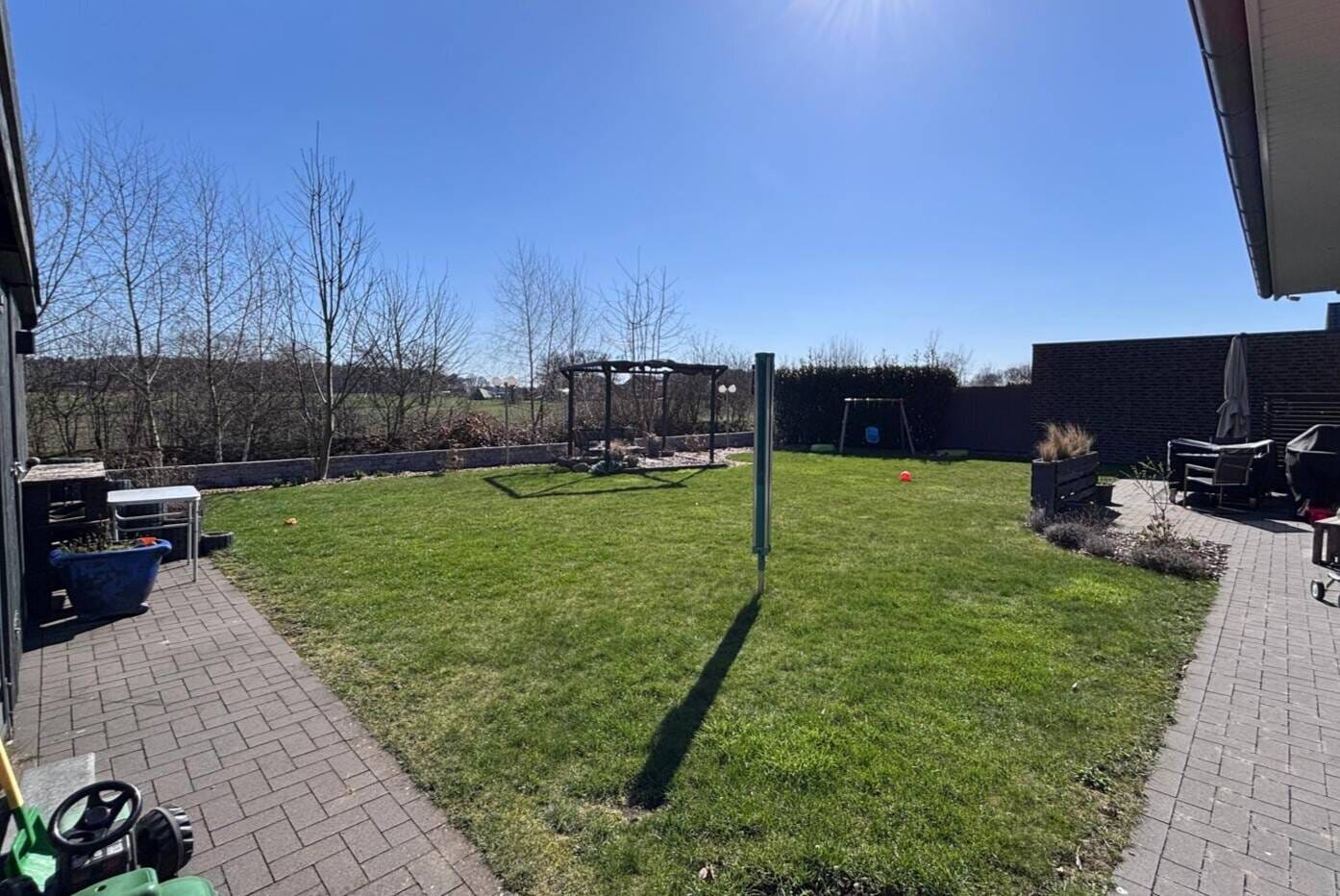 Immobilie in Dötlingen - Jung, modern & familienfreundlich - Ihr neues Zuhause in ruhiger Lage mit Blick ins Grüne - Bild 2