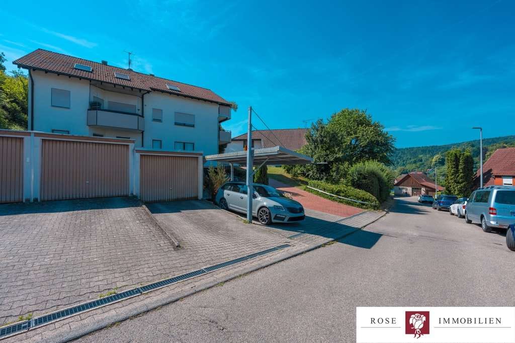 Immobilie in Berglen - Große 3,5-Zimmer-Wohnung mit Garage, Carport, Wintergarten und eigenem Freisitz in ruhiger Lage - Bild 3