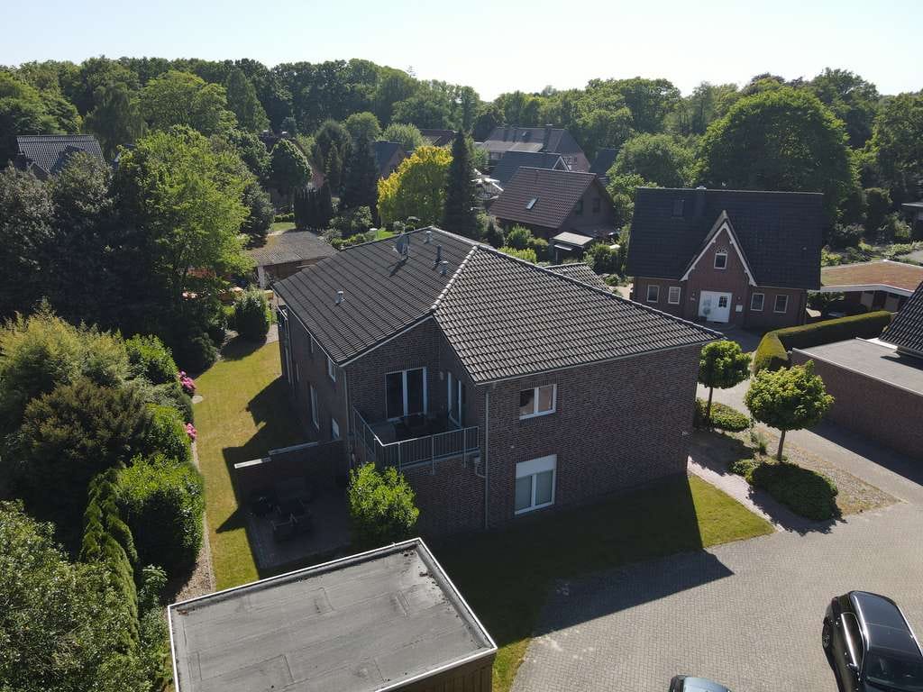 Immobilie in Hude (Oldenburg) - Kapitalanleger aufgepasst! Junges 4-Parteien-Haus in ruhiger Lage. - Bild 1