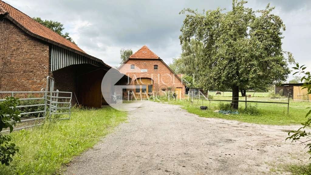 Immobilie in Adelheidsdorf - Landleben pur: Hofensemble mit Acker & Grünland auf 18,5 ha - ideal für Pferdehaltung - Bild 3