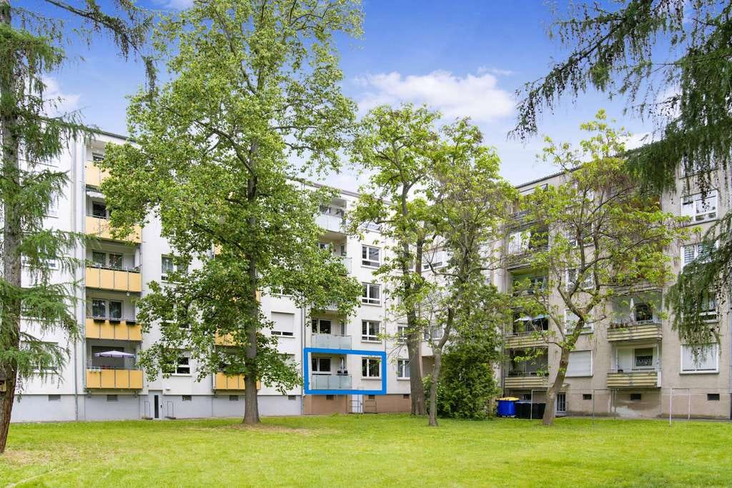 Immobilie in Landau in der Pfalz - Drei-ZKB-Erdgeschosswohnung mit Balkon und Stellplatz im Malerviertel von Landau! - Bild 0