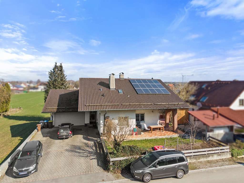 Immobilie in Wiedergeltingen - Großfamilie: ruhiges Haus nahe Bhf. Buchloe und A96 - Bild 2