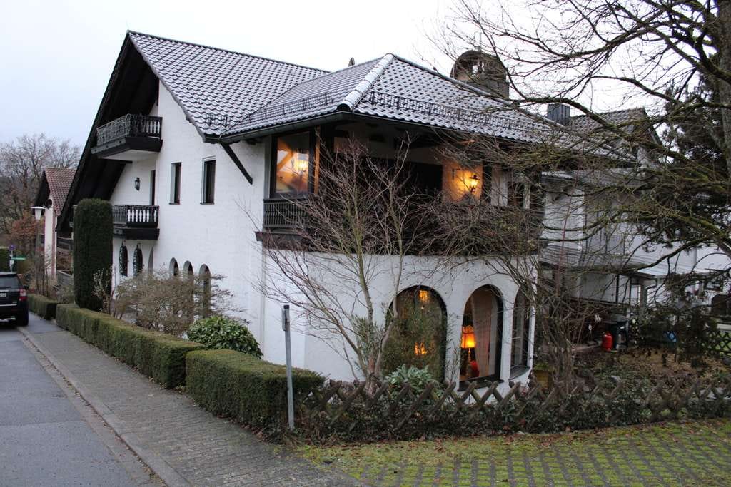 Immobilie in Weibersbrunn - Waldrand, Wellness und Wohlfühlen! - Bild 0