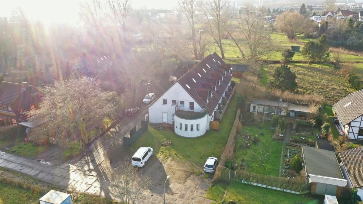 Immobilie in Barth - Attraktive 2-Zimmer-Wohnung in Barth – Vermietetes Anlageobjekt mit Südterrasse - Bild 2