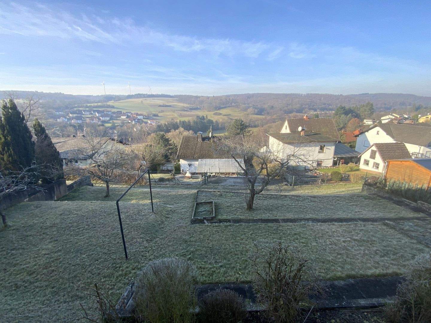 Immobilie in Waldsolms - Fernblick inklusive! - Bild 3