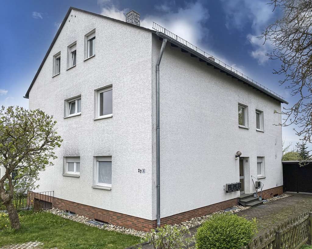 Immobilie in Nörtershausen - Dreifamilienhaus in ruhiger Höhenlage Nähe Koblenz - Raumwunder mit viel Potential - Bild 0