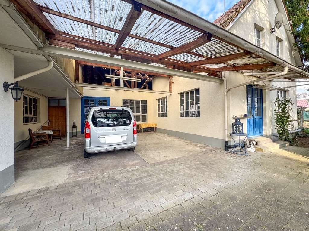 Immobilie in Schwanau - Tradition trifft Zukunft: Älteres Wohnhaus mit ehemaliger Schreinerei nebenan! - Bild 3