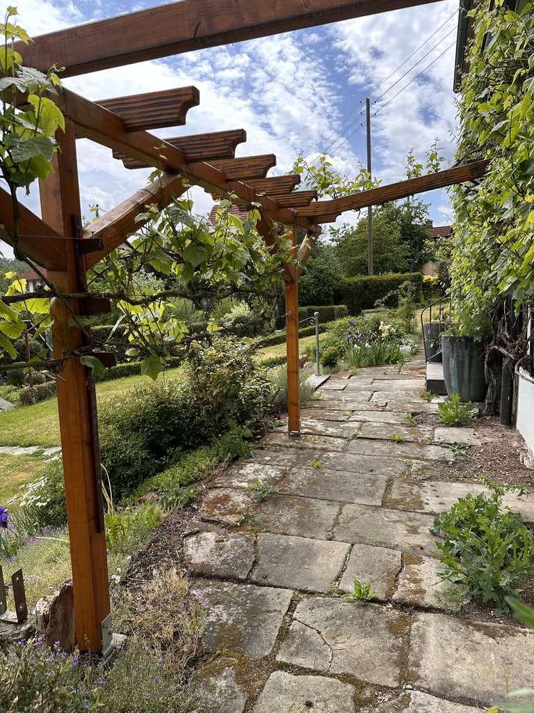 Immobilie in Weidenberg - Freistehendes Einfamilienhaus mit großem Garten - Bild 1