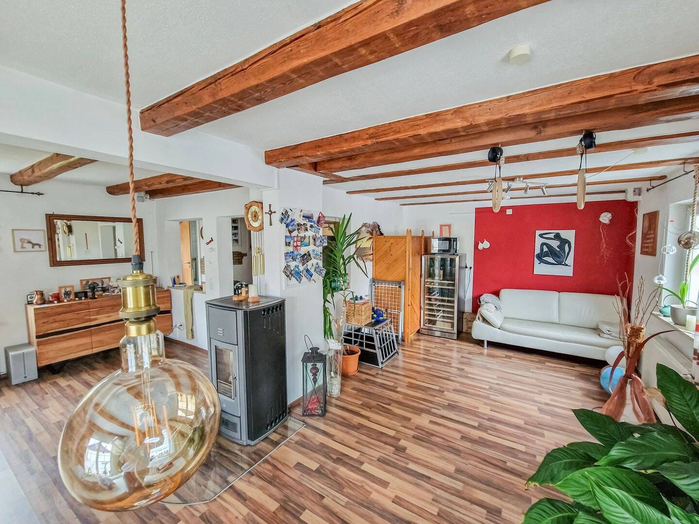 Immobilie in Kümmersbruck - Energetisch aufgewertete DHH mit liebevoll gestaltetem Garten in Kümmersbruck - Bild 2