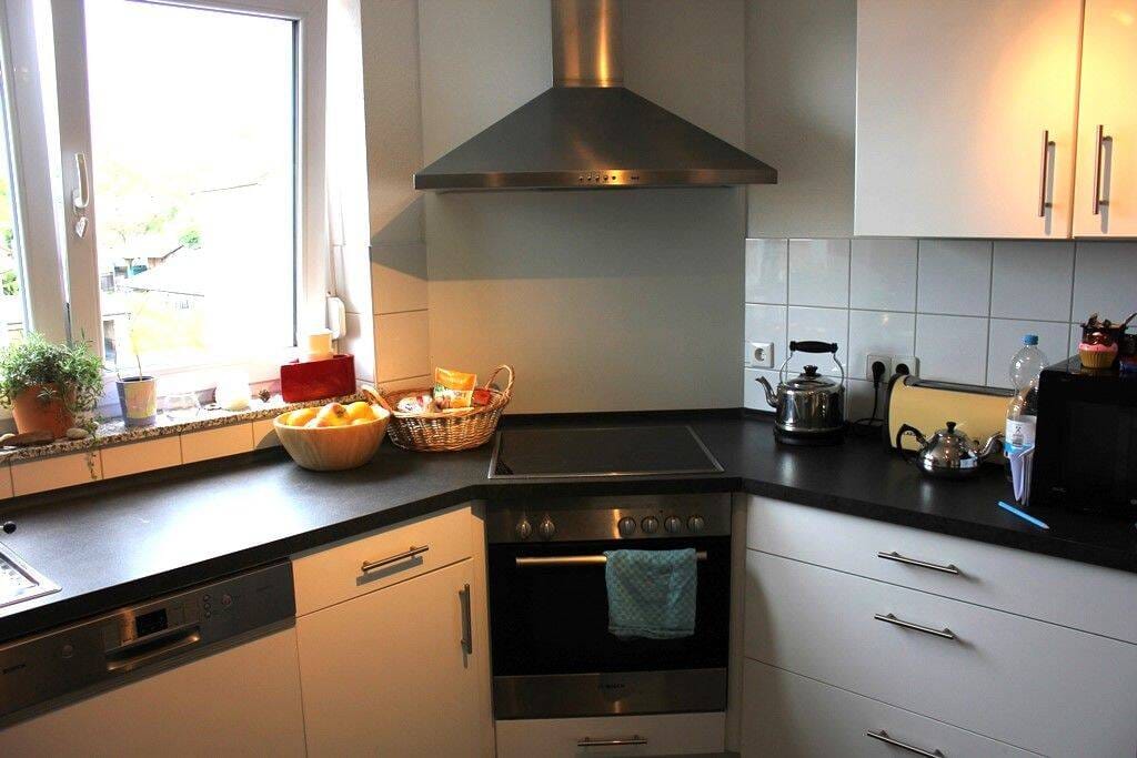 Immobilie in Neckarwestheim - Traumhafte Maisonette-WHG, 137 m² Wfl., Top-Ausstattung, EBK, Südbalkon, Garage, attraktive Lage! - Bild 3