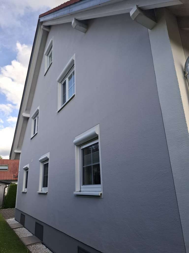 Immobilie in Wiedergeltingen - Ihr neues Zuhause: Viel Platz und ein herrlicher Blick ins Grüne - Bild 3