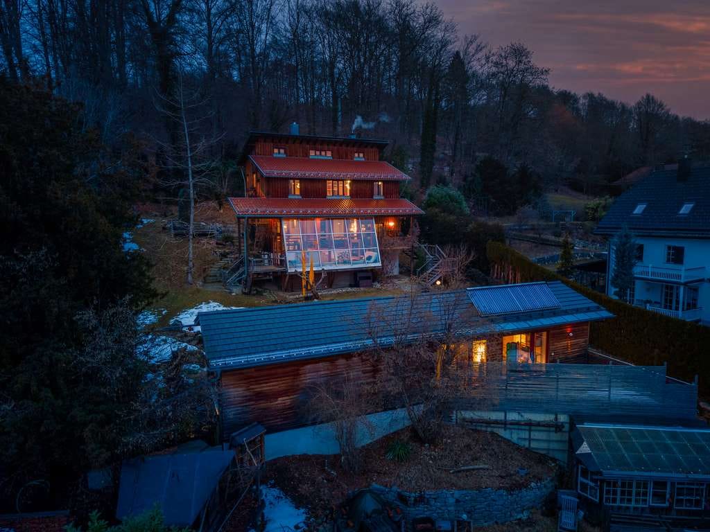 Immobilie in Feldafing - Architektur-Duo am Gallerberg: Zwei Häuser, ein Logenplatz - Bild 0