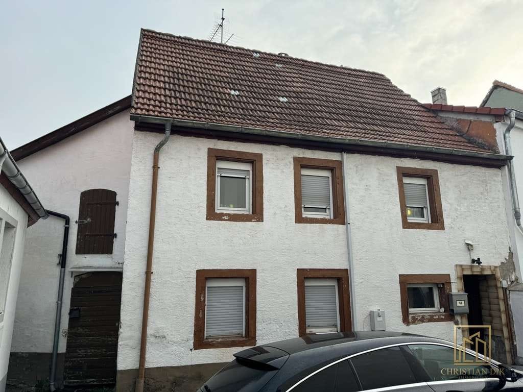 Immobilie in Monsheim - Christian Dik Immobilien / Sanierungsbedürftiges Einfamilienhaus sucht Handwerker - Bild 1
