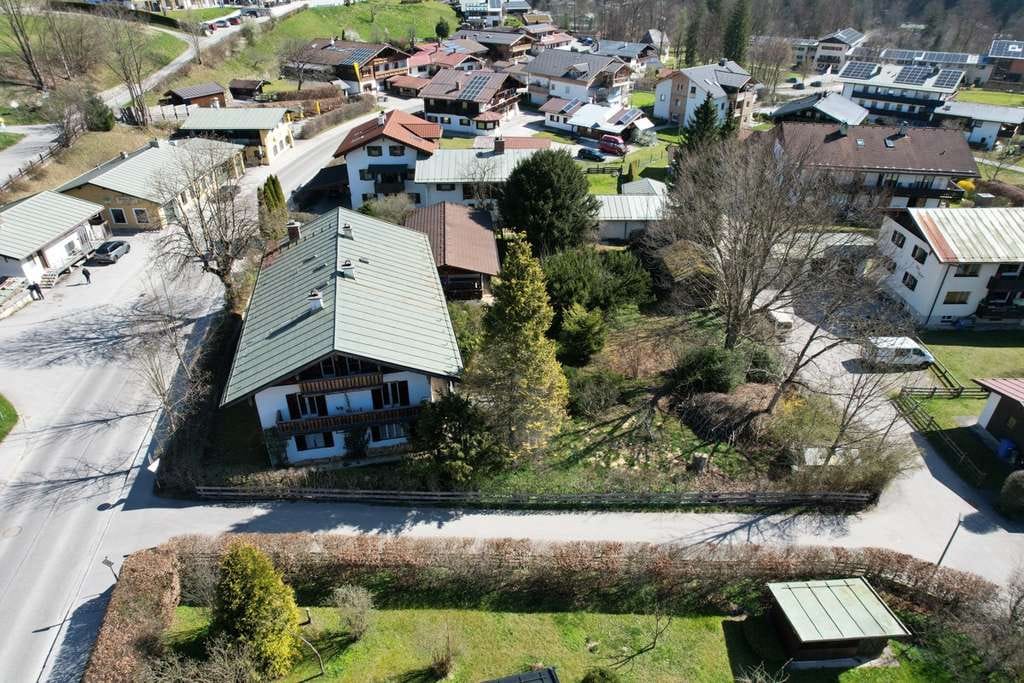 Immobilie in Schönau am Königssee - Großzügiges Einfamilienhaus mit Weitblick – Wohnen in traumhafter Lage der Berchtesgadener Alpen - Bild 4