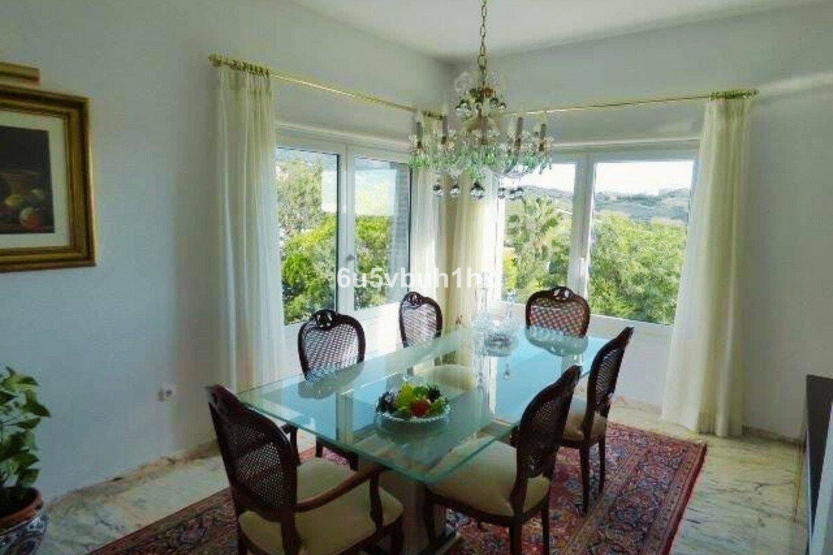 Immobilie in Wietzendorf - Charmante dreistöckige Villa im andalusischen Stil, südlich ausgerichtet - Bild 1