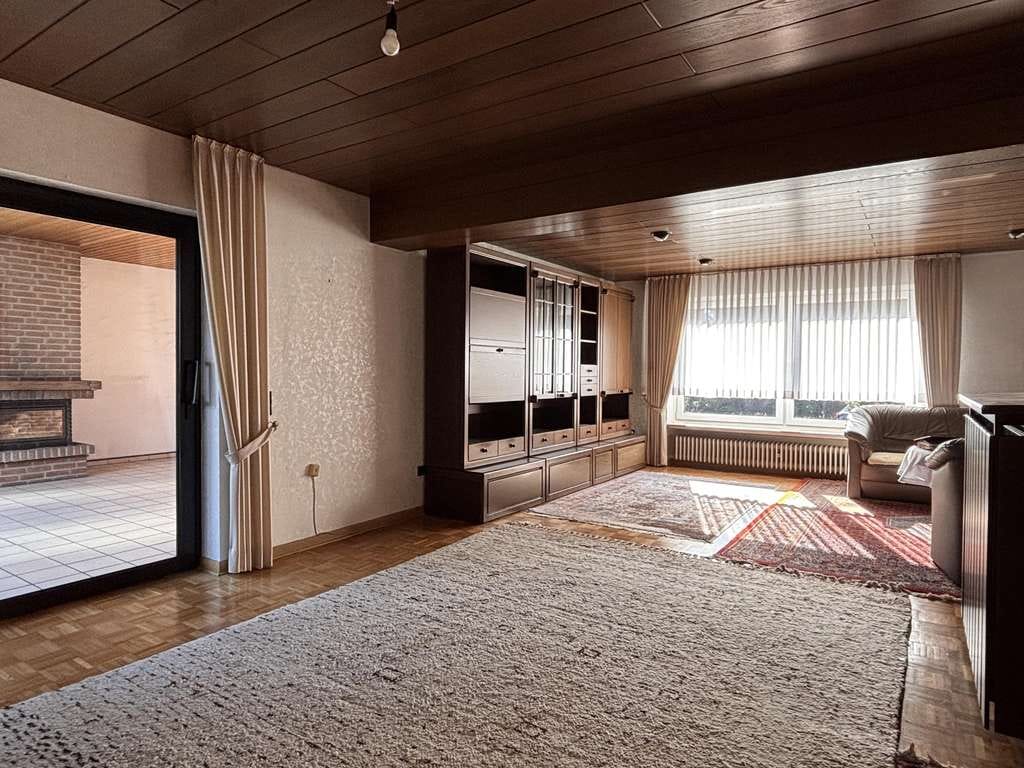 Immobilie in Verl - Großzügiges Einfamilienhaus in attraktiver Wohnlage von Verl - Bild 2