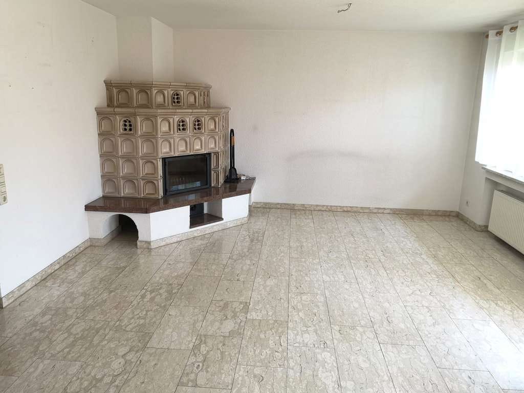 Immobilie in Langenargen - Sofort beziehbare Doppelhaushälfte in ruhiger und seenaher Lage mit Garage und Carport - Bild 3