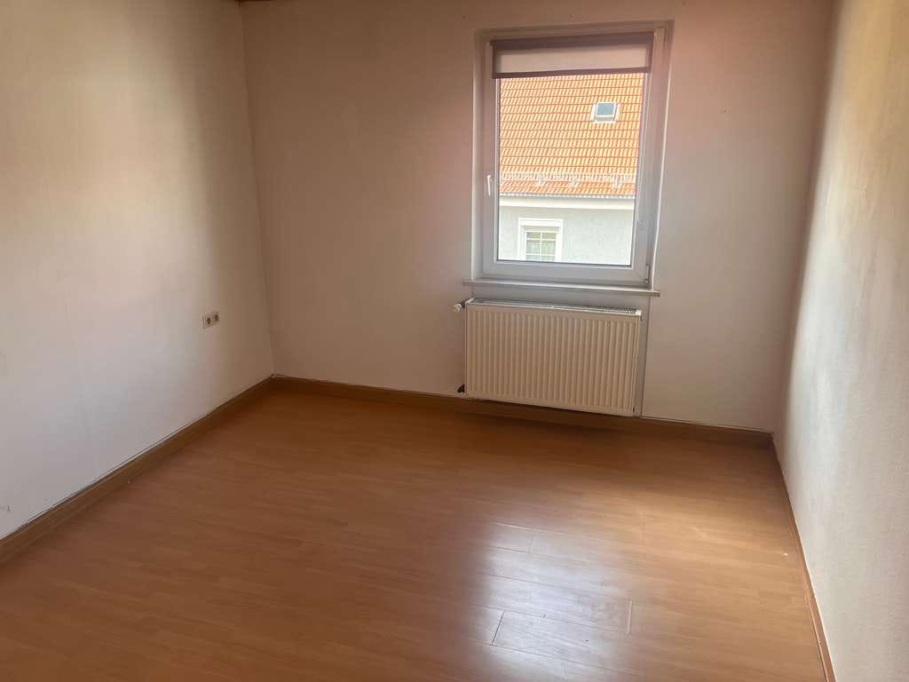 Immobilie in Weiden in der Oberpfalz - DIY 3-Zimmer Wohnung in Weiden-Stadtmitte - Bild 2
