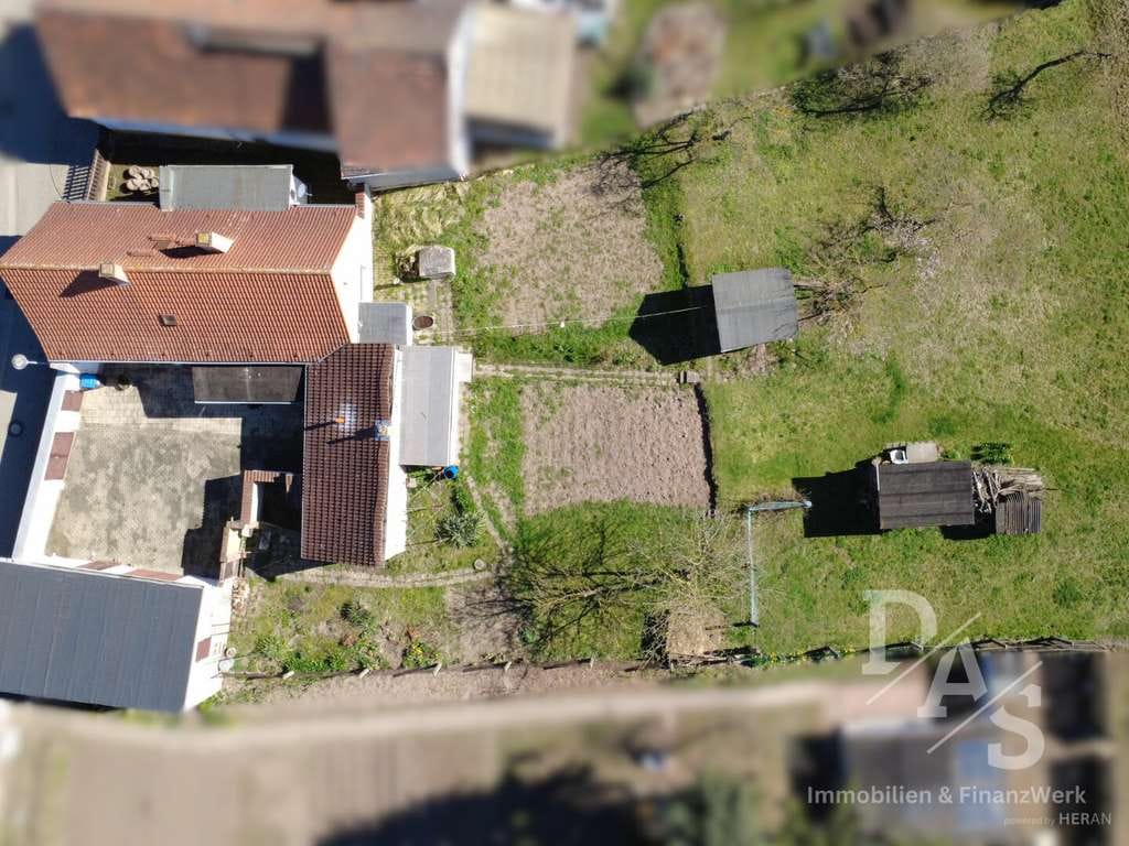 Immobilie in Giersleben - Haus mit Scheune & großem Grundstück in Giersleben – Ihr Projekt mit Potenzial! - Bild 4