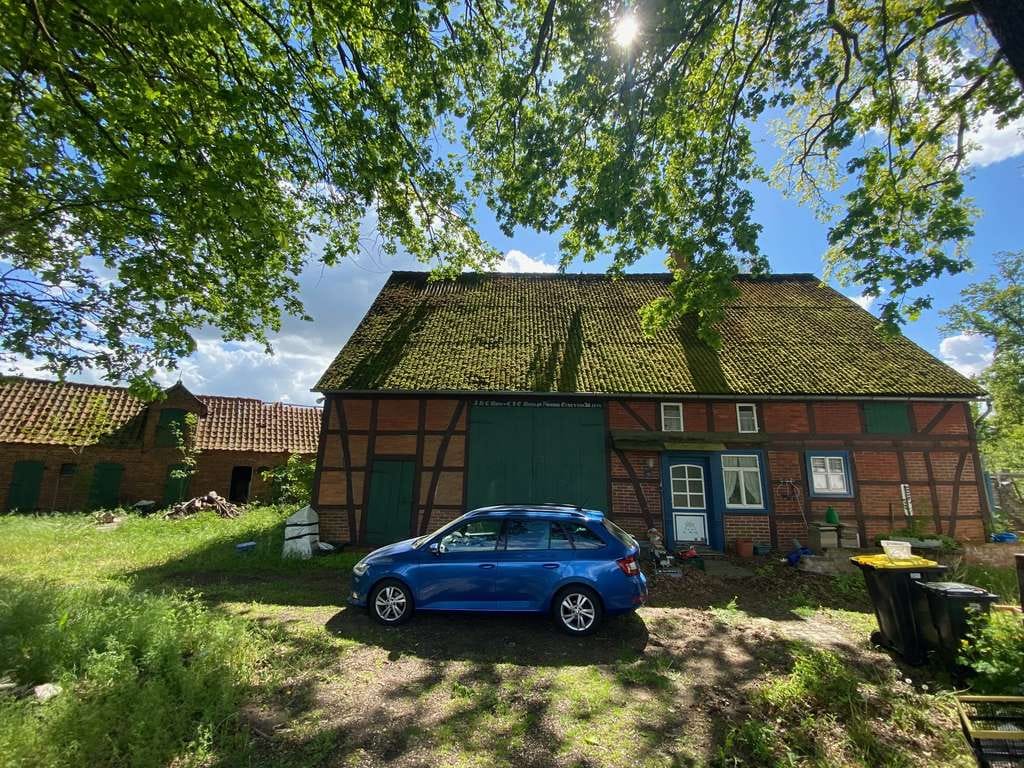 Immobilie in Dannenberg - Rest-Hof: Bauernhaus, Hof-Stall, großes Grundstück - Bild 0