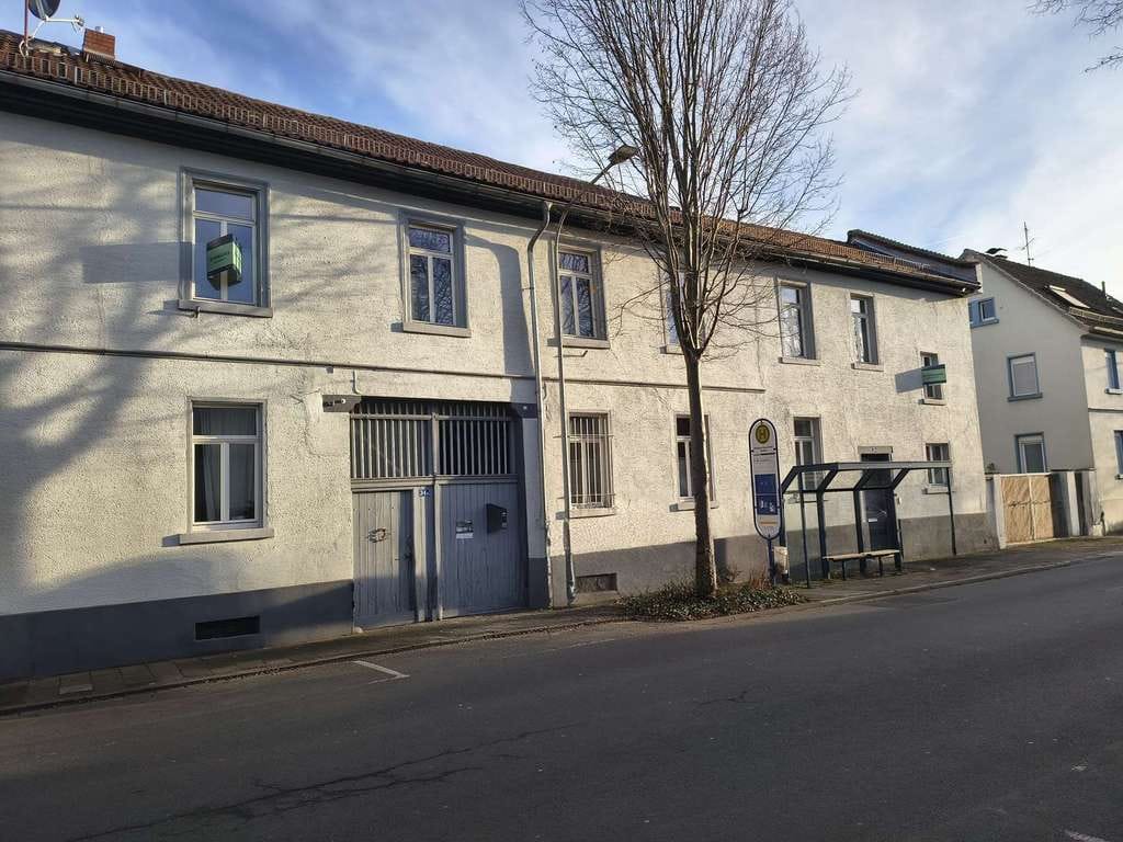 Immobilie in Roßdorf - Liebevolle Sanierung - Ehemaliger Tanzsaal wird Wohnloft mit Bürobereich in früherer Backstube - Bild 0