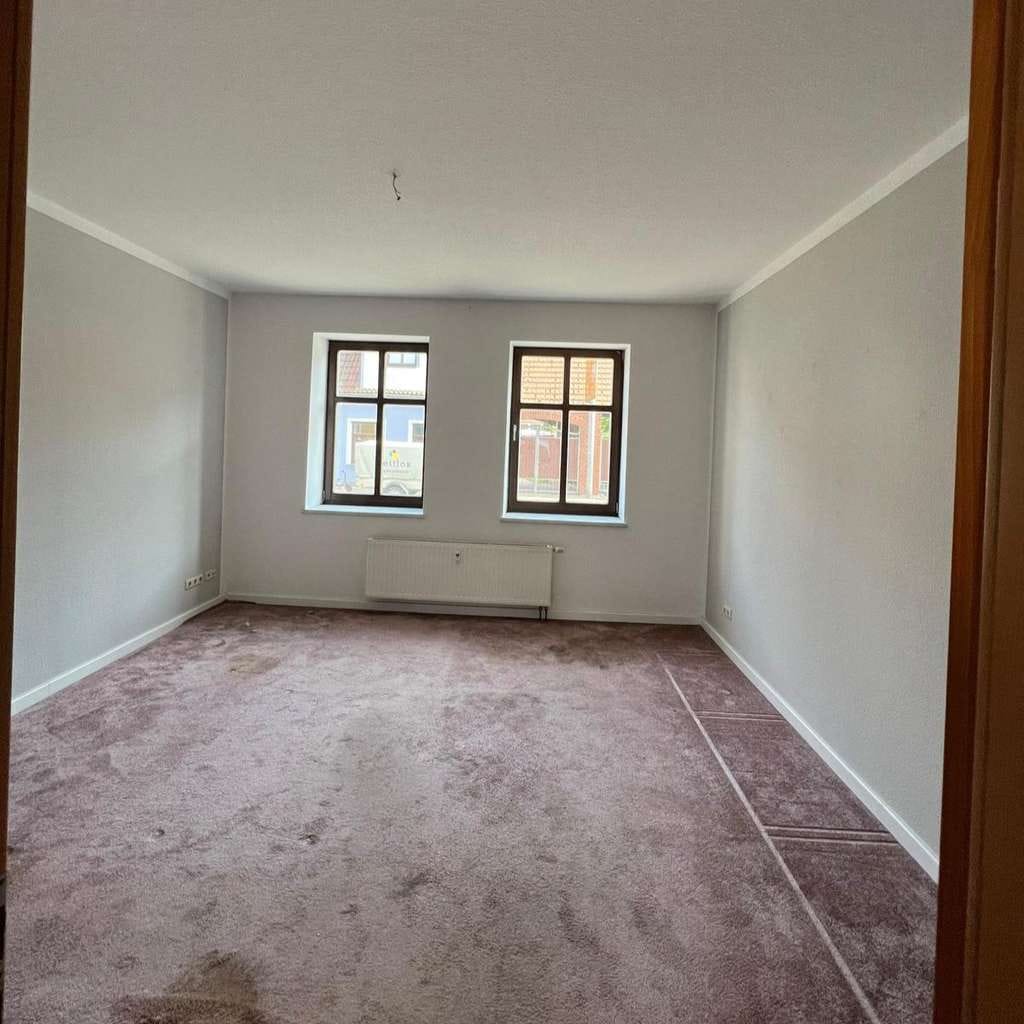 Immobilie in Tessin - Mehrfamilienhaus mit 4 WE - voll vermietet, Hof- und Gartenfläche, großes Nebengebäude als Lager - Bild 3
