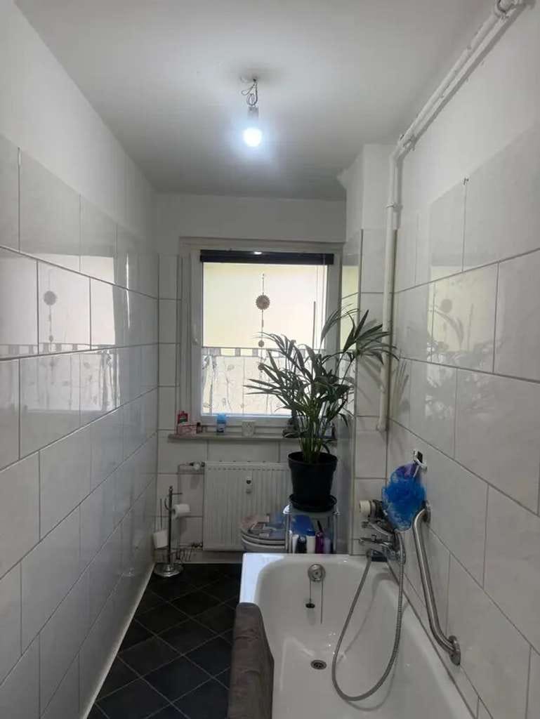 Immobilie in Neuberg - Familienfreundliche 3,5-Zimmer-Eigentumswohnung mit Balkon & Ausbaupotenzial - Bild 3