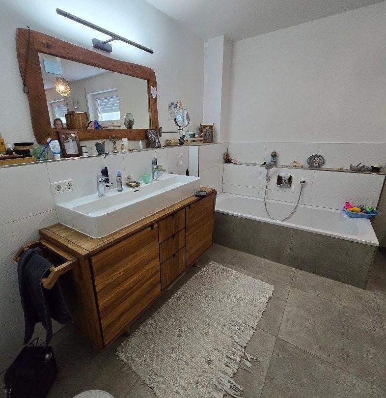 Immobilie in Hutthurm - Sehr schöne, moderne 4-Zimmer-Eigentumswohnung mit Südterrasse & Garten - Bild 3