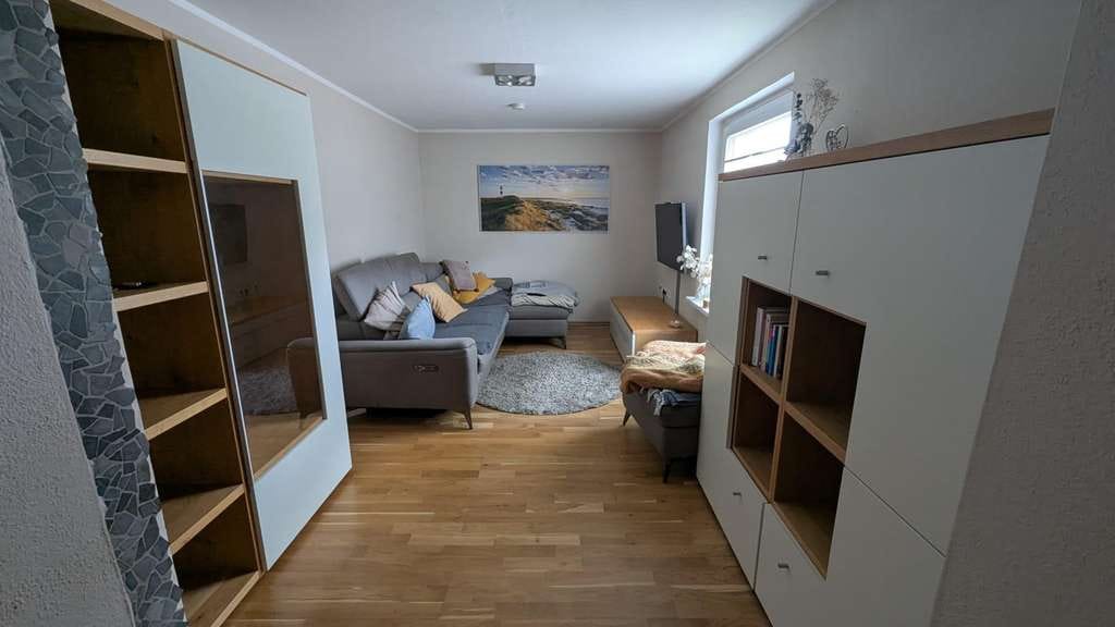 Immobilie in Thurnau - Modernisierte Doppelhaushälfte mit liebevollem Garten, Bachzugang und Doppelgarage in Hutschdorf - Bild 3