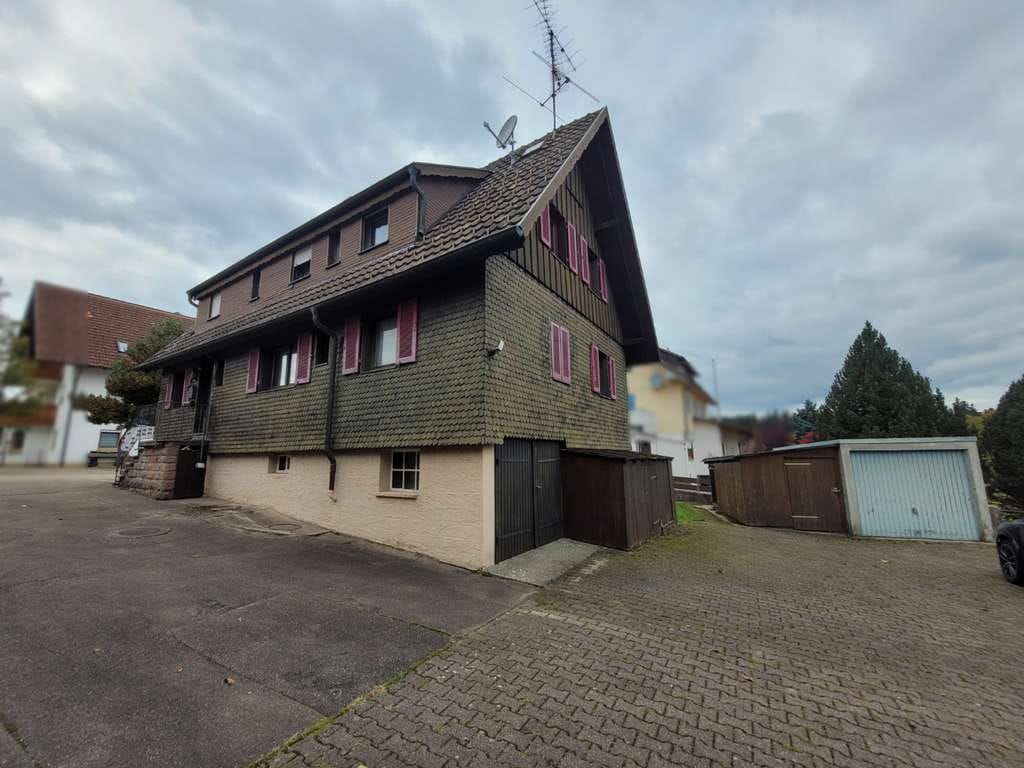Immobilie in Loßburg - Sonniges Haus mit Garten - Bild 2