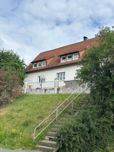 Immobilie in Kulmbach - Zweifamilienhaus mit 3 Garagen bei Kulmbach - Bild 0