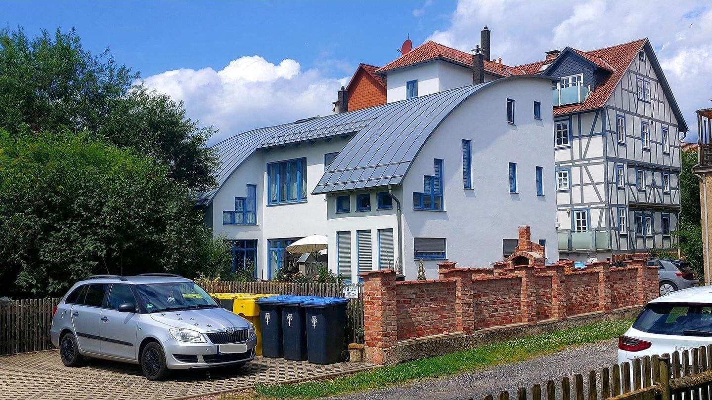 Immobilie in Gerstungen - Attraktives Mehrfamilienhaus mit 7 vermieteten Wohnungen - solide Kapitalanlage - Bild 0