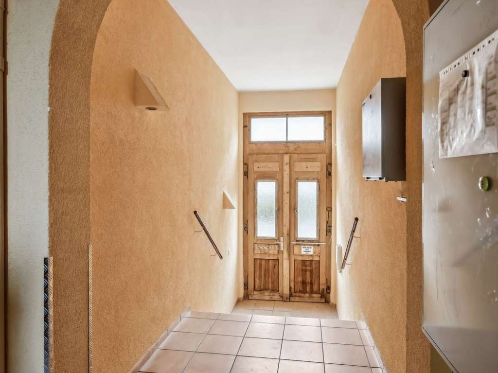 Immobilie in Borna - Charmantes Mehrfamilienhaus mit 3 Wohneinheiten in zentraler Wohnlage von Borna - Bild 3