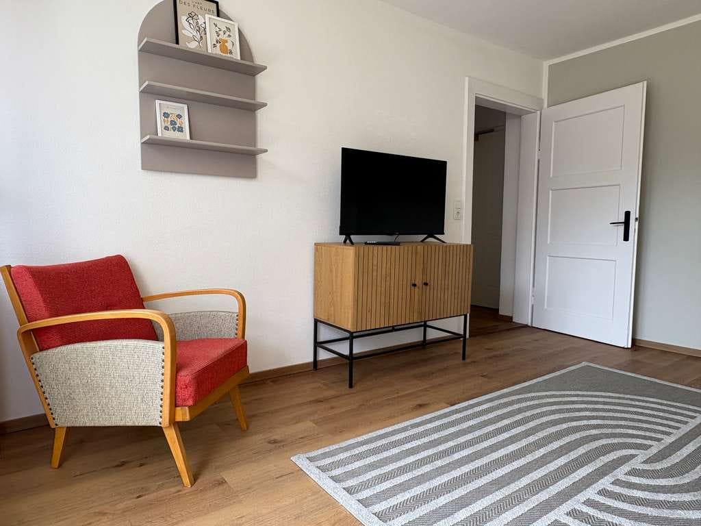 Immobilie in Biessenhofen - sanierte Wohnung mit Garten - EBK und Stellplatz - Bild 1