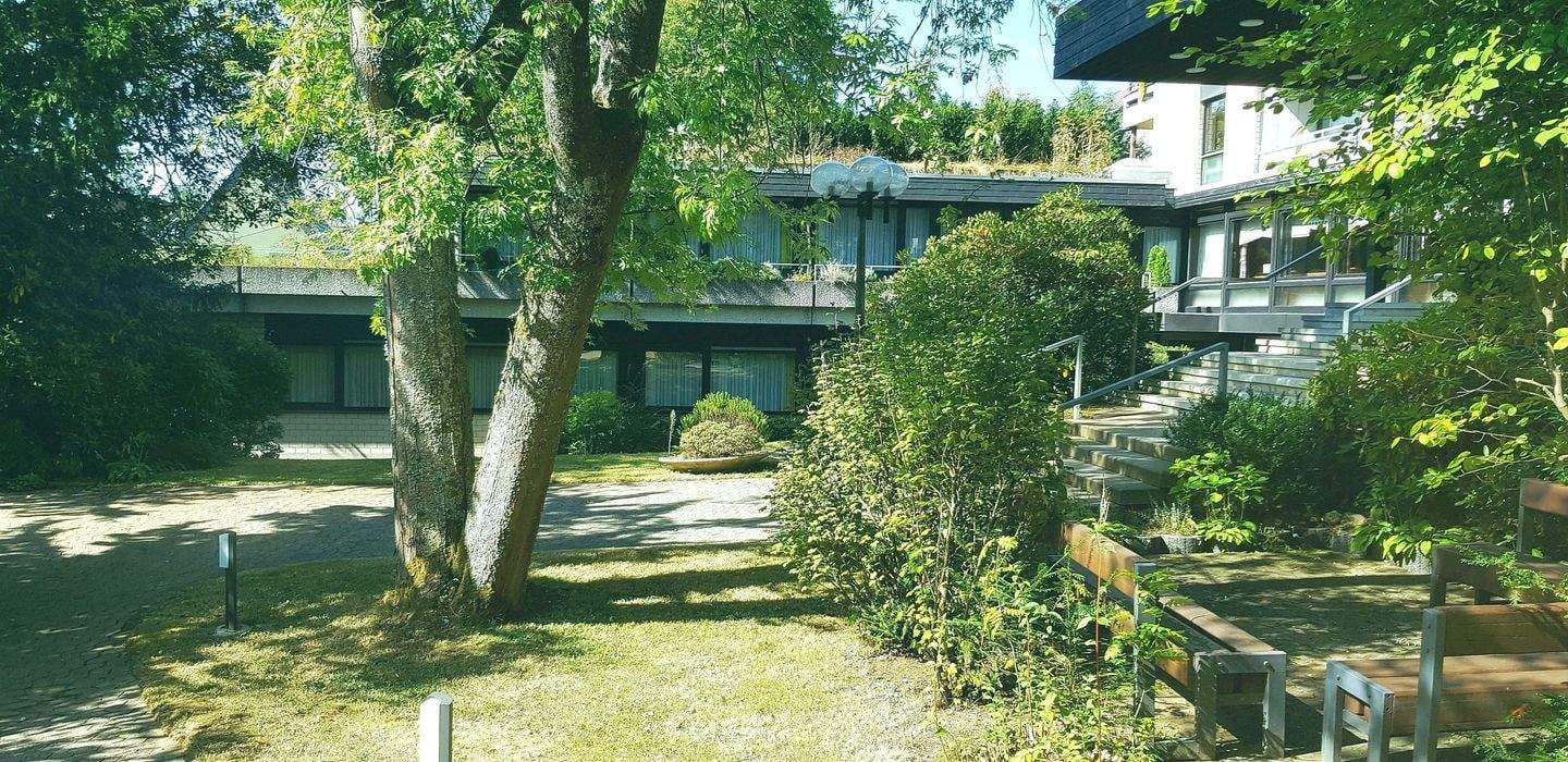 Immobilie in Bad Steben -   378 m²  für Wohnung und / oder gewerbliche Nutzung / Büro / Praxis / Fitness / Atelier / Ausstellung usw. - Bild 1