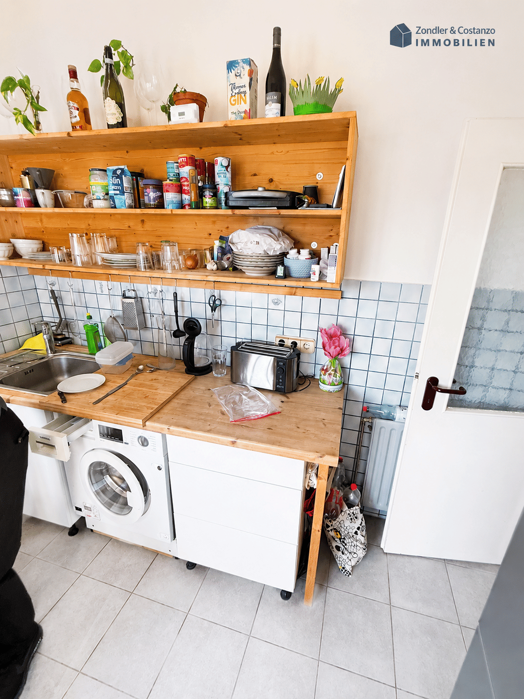 Immobilie in Stuttgart - URBANES WOHNEN IN S-OST: * 1,5-Zi.-Whg. * Balkon * EBK * perf. Anbindung ÖPNV * TL-Bad * sep. WC * - Bild 2