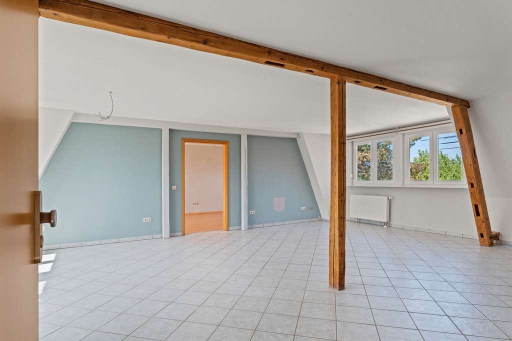 Immobilie in Limburgerhof - Wohntraum mit Feldblick – Allein auf der Etage & sofort bezugsfrei! - Bild 2