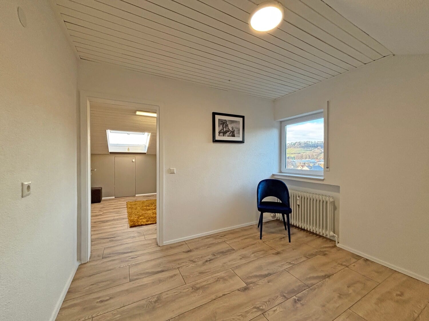 Immobilie in Ottenbach - Frisch renovierte 4-Zimmer-Wohnung in ruhiger Wohnlage - Bild 2