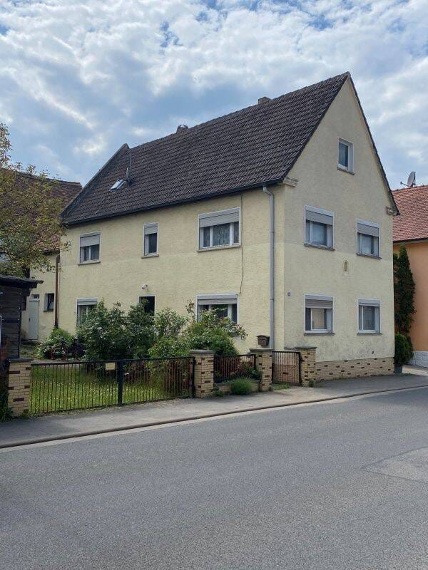 Immobilie in Frensdorf - An die Werkzeuge...älteres Wohnhaus mit Scheune in Frensdorf - Bild 0